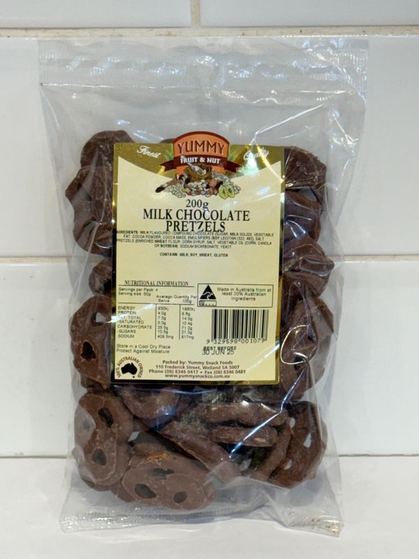 YUMMY SNACKS - 200G Milk Chocolate Pretzels