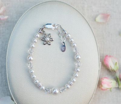 Cherished Moments- Lila Sterling Silver High-End Austrian Simulated Pearl Bracelet with Daisy 