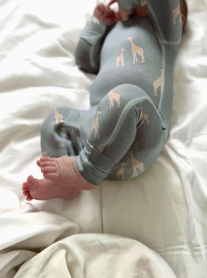 Günamüna- Bamboo Convertible Footie PJ