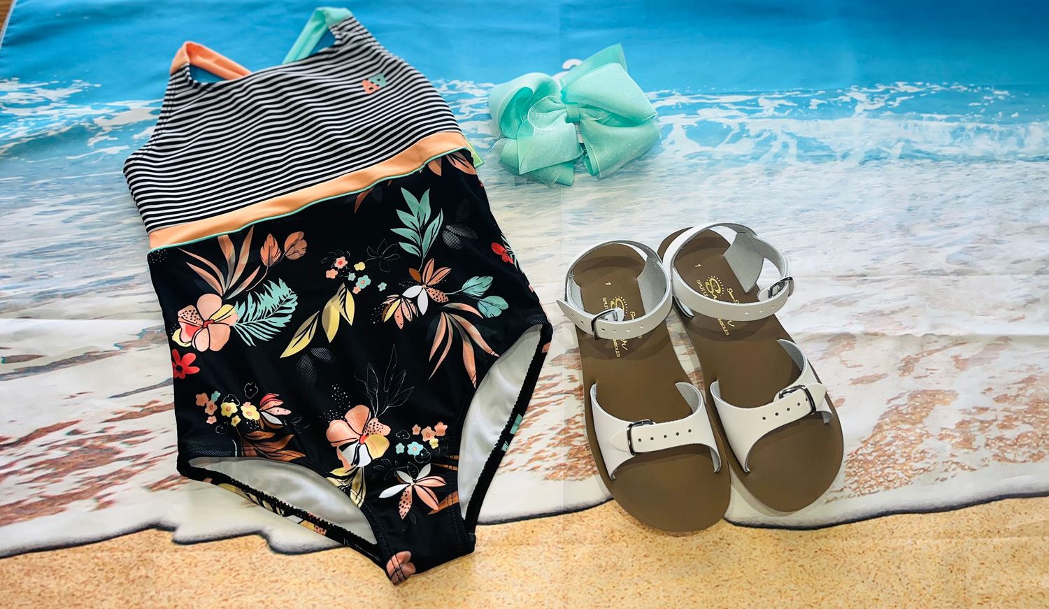 Noruk- One-Piece Swimsuit UV50+