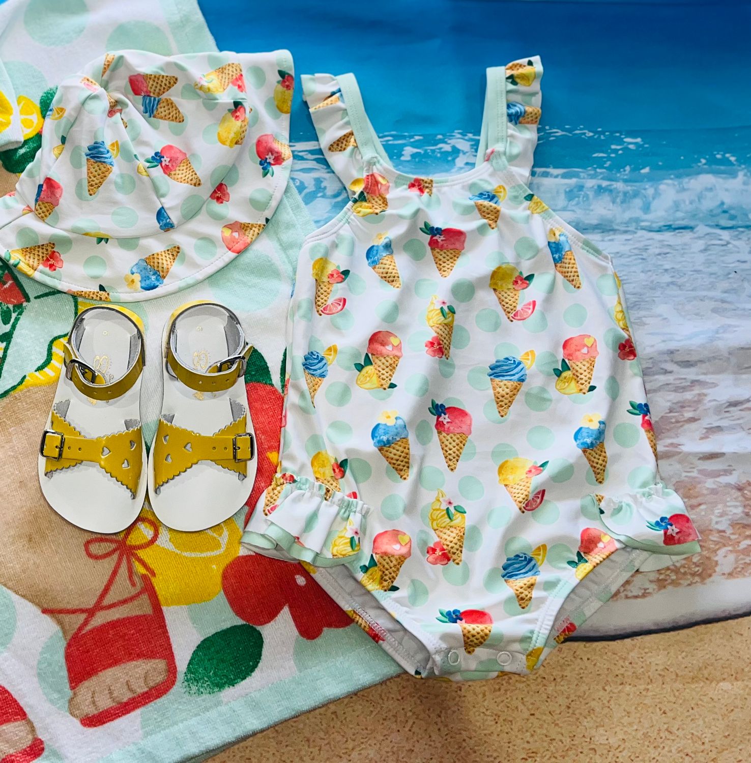 Mayoral- Newborn- Girl Printed Swimsuit w/Hat