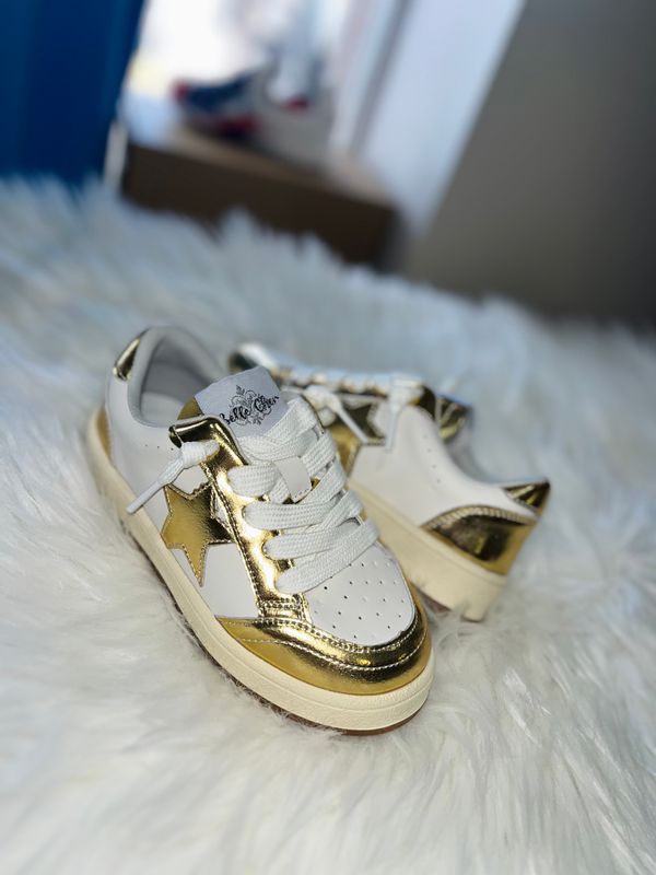 Belle Cher- Star Sneaker