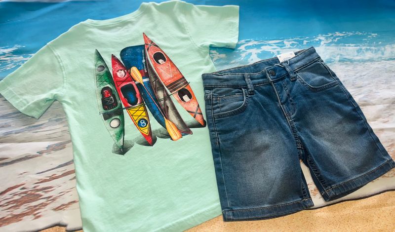  Wes and Willy-  Kayak Graphic Tees