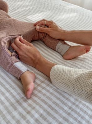 Günamüna- Bamboo Convertible Footie PJ