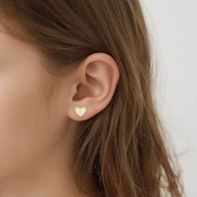 Lily Nily- Heart Stud Earrings