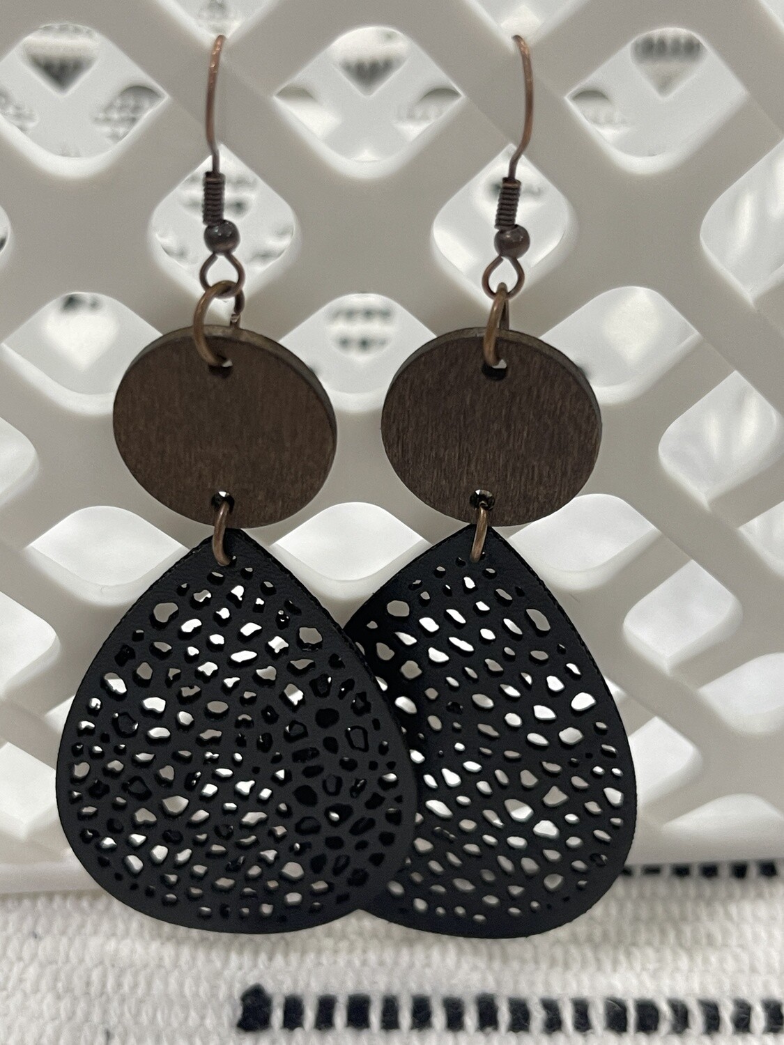 Vintage Hollow Earrings, Color: Black