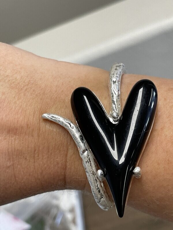 Heart Shape Large Designer Bracelet -Adustable