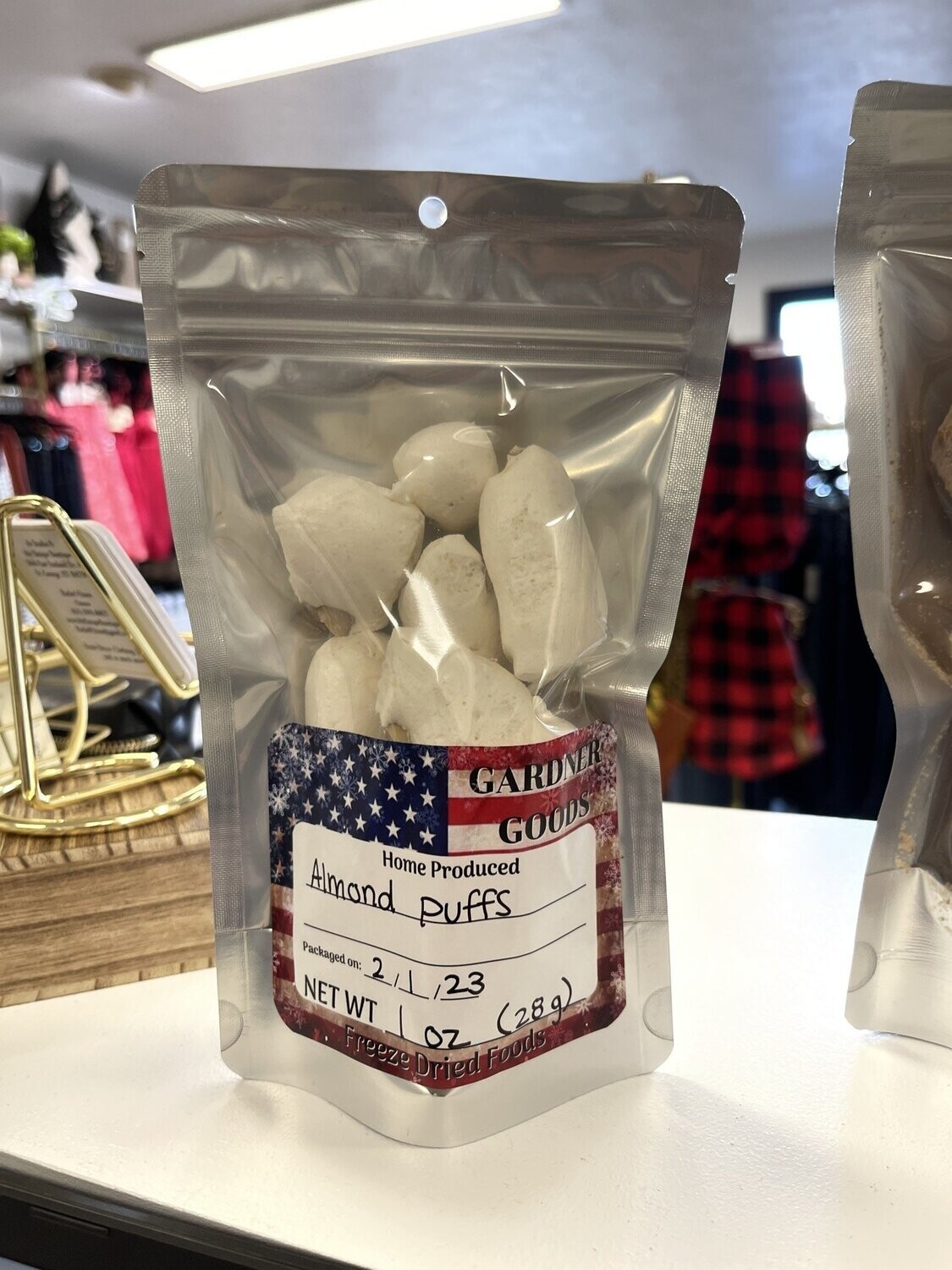 Freeze Dried Candy, Flavor: Almond Puffs