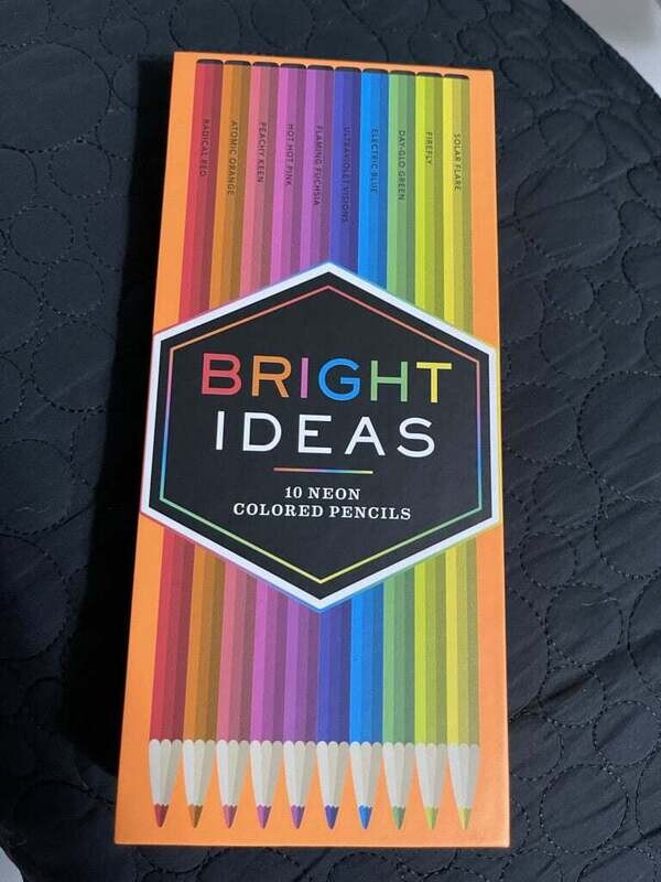 10  Neon Colored Pencils