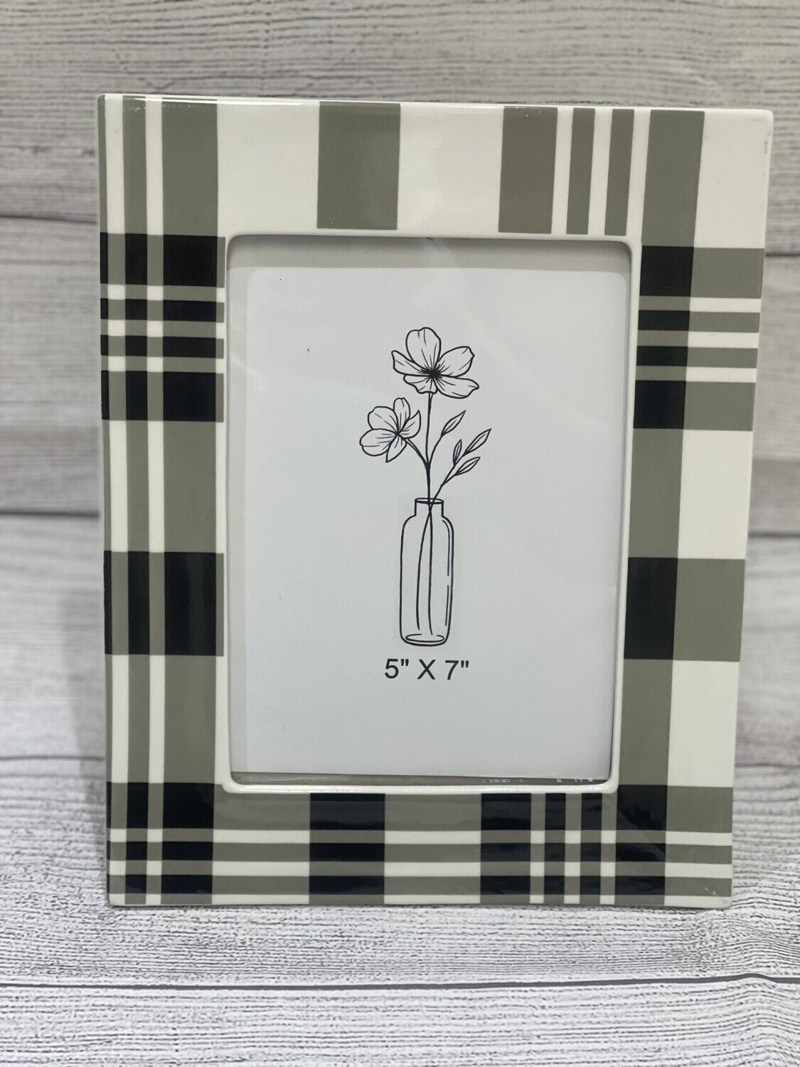 Plaid Black and White 5X7 Frame