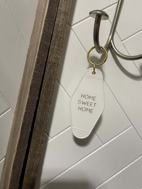 &quot;Home Sweet Home&quot; White and Gold Keychain