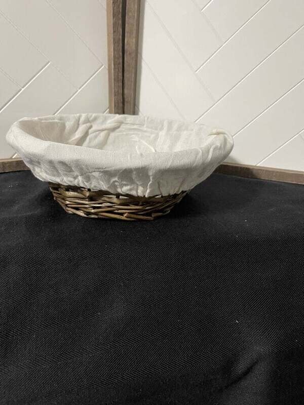Savannah Wicker Round Basket w/ Liner - Brown