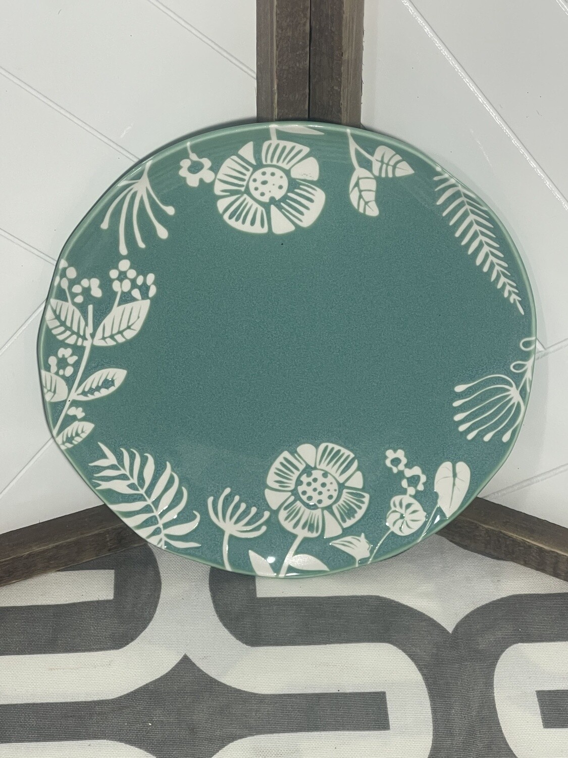 Turquoise w/ White Flower Plates