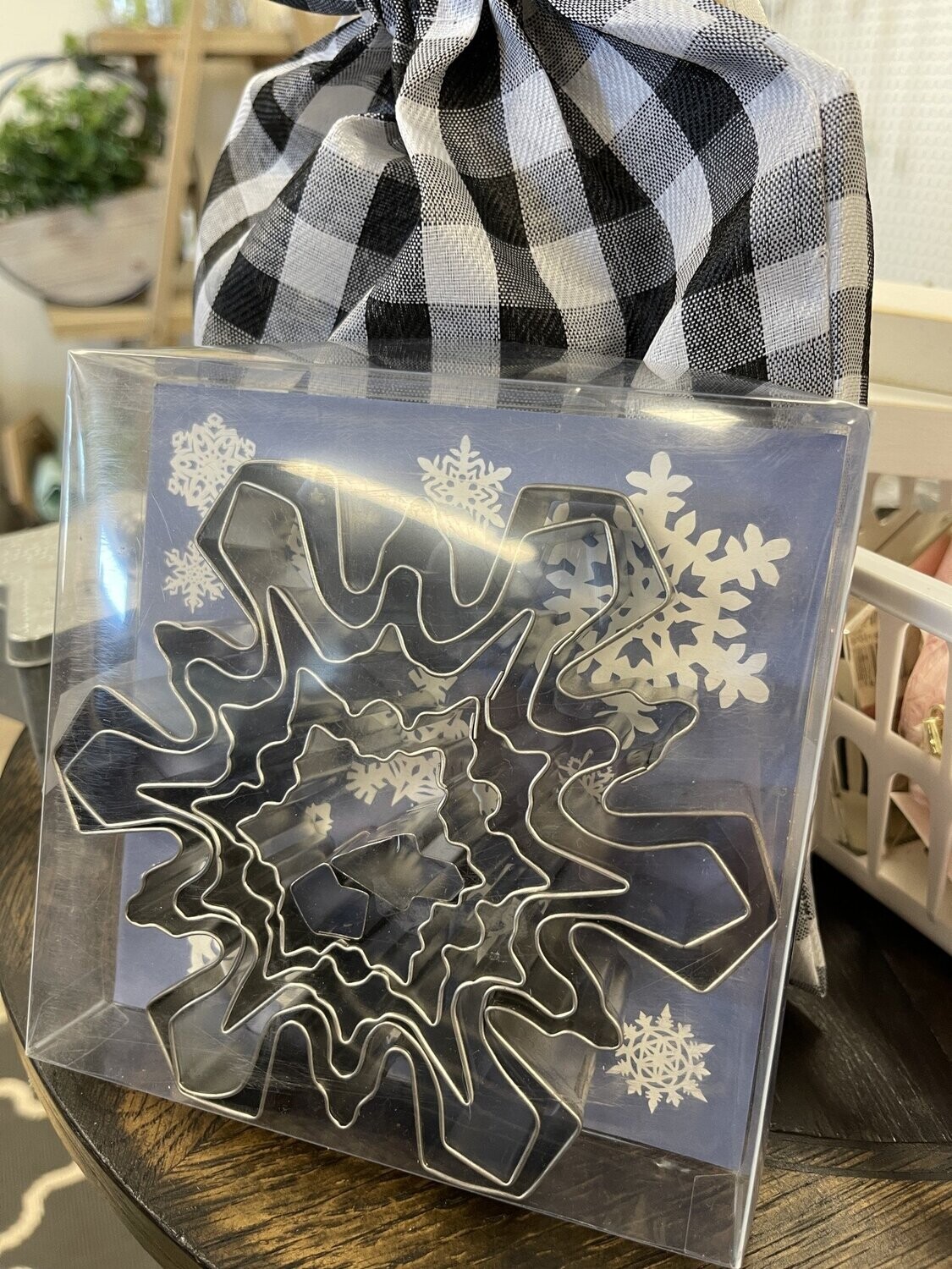 Snowflake 8 Piece Set Decorative Cutters