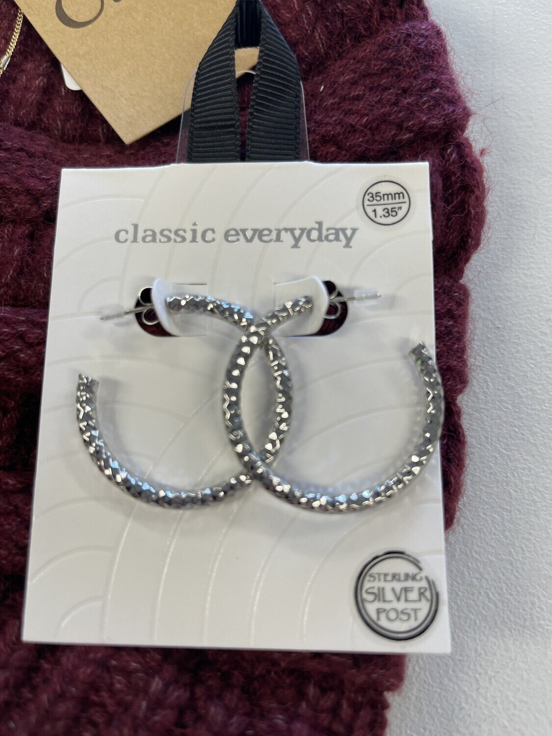 Chunky Textured Open Hoop