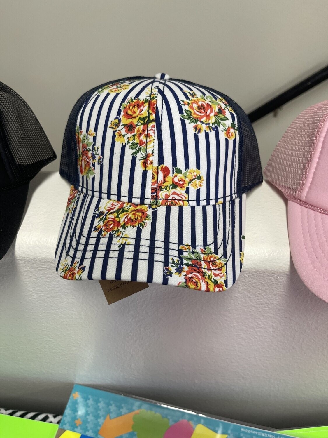 SO CUTE -STRIPE AND FLORAL PATTERNED MESH BALLCAP.