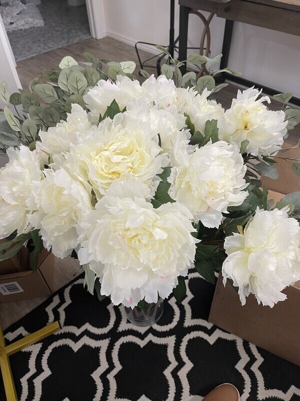 Cream w/ hint of Pink Peony Stem