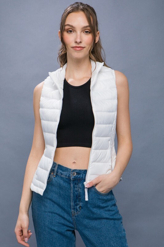 ULTRA LIGHT WEIGHT PADDED VEST, Color: White, Size: SM