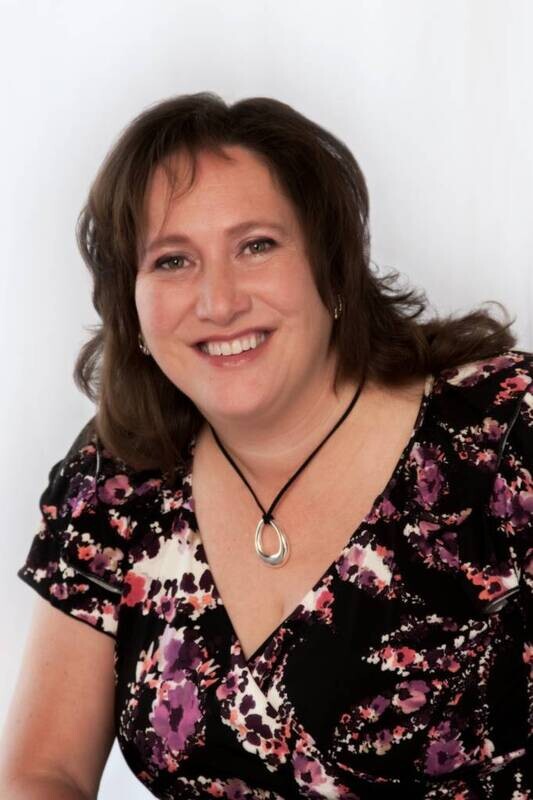 Accessing Akashic Records for Other Dimensions with Sarina Baptista
