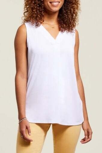 PLEATED SLEEVELESS MODAL TOP-WHITE
