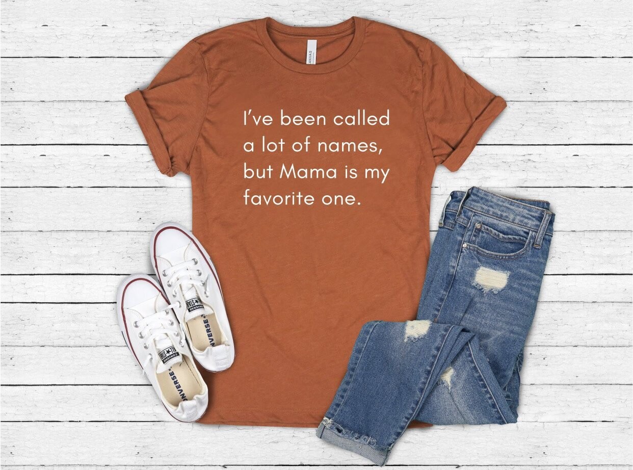 Favorite Name Mama Tee