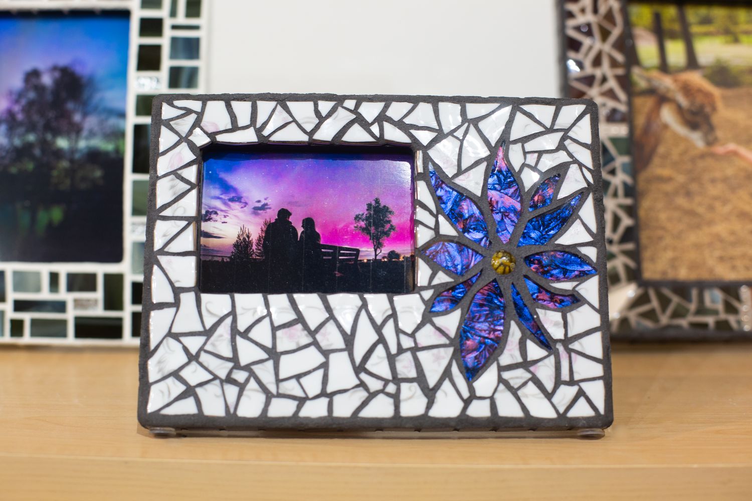 Mosaics by Marmee - Mosiac Frame, Purple Flower