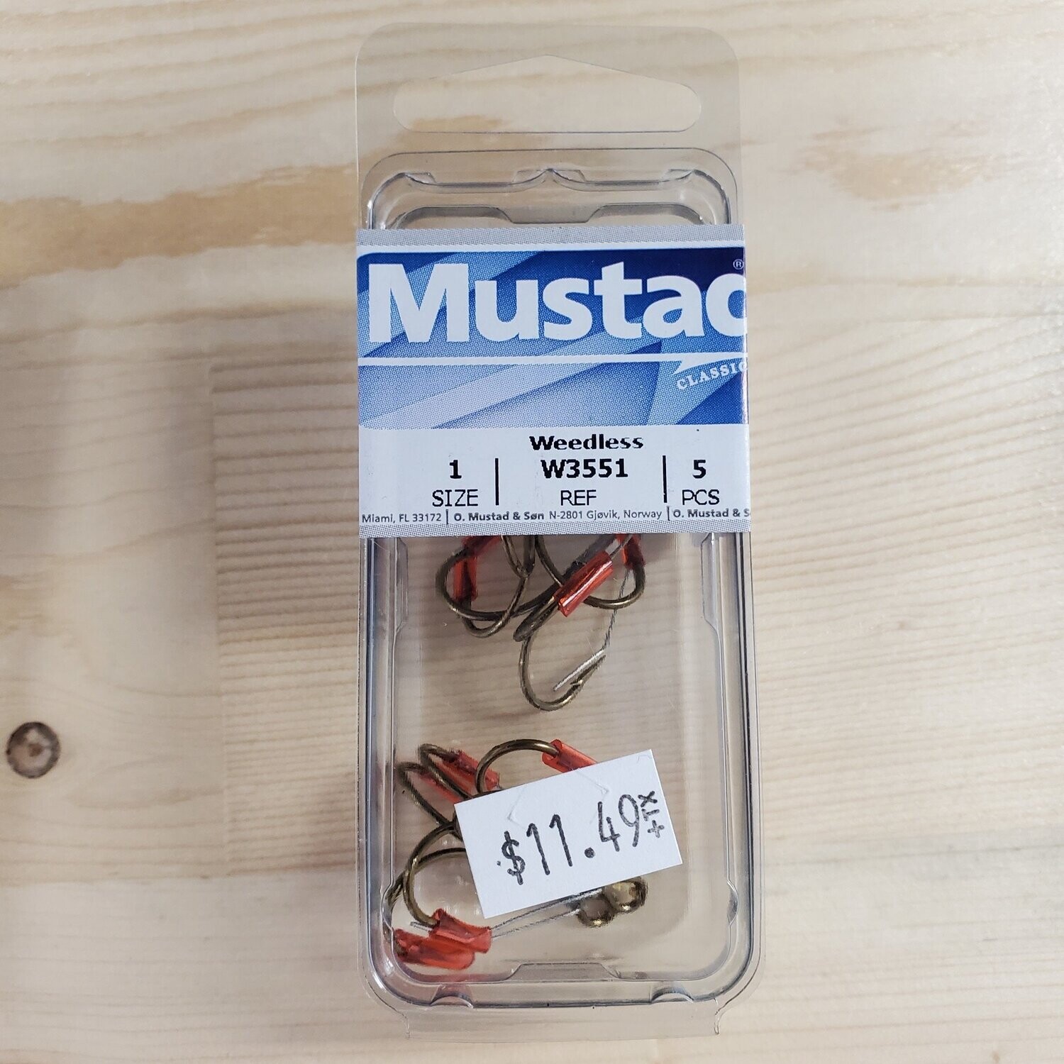 Mustad W3551 Weedless treble hook 1