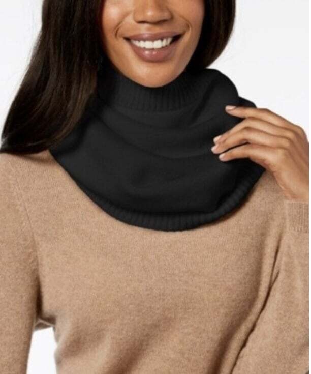 DKNY Ribbed-Knit Snood Neckwarmer