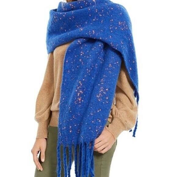 DKNY Blue Speckled Oversize Fringe Scarf