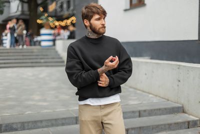 Sweatshirt