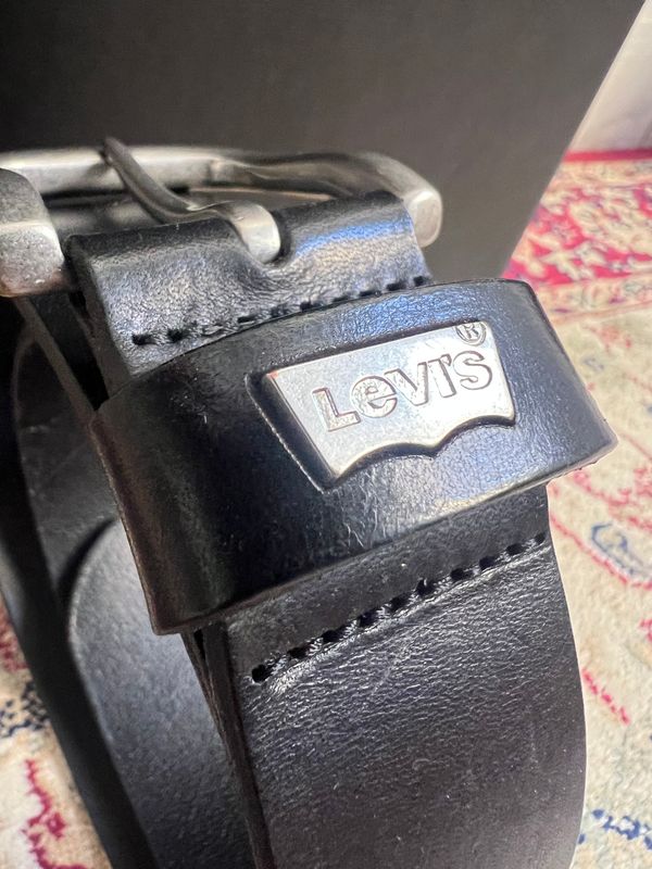 Cinta levi’s