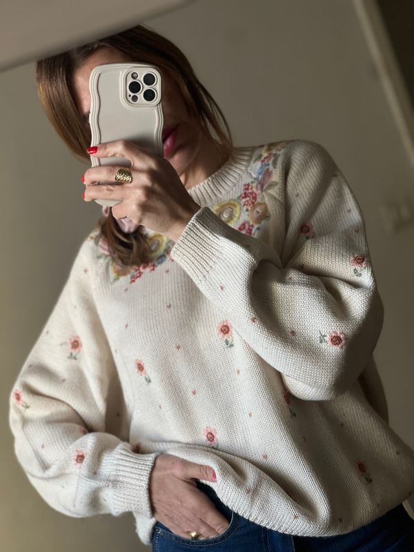 Vintage flower jumper