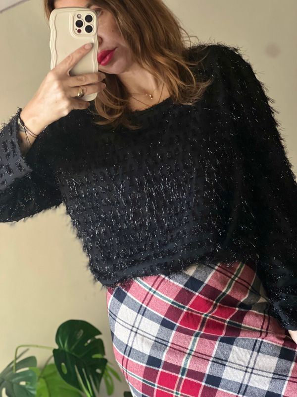 Maglia vintage nera effetto brillante Made in Italy