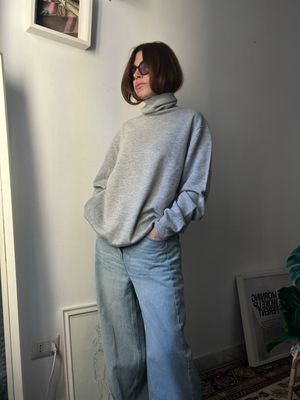 Maglione minimal collo alto