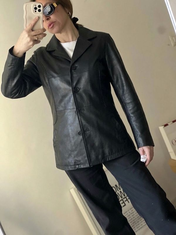 70s VIBES LEATHER JACKET — Deep Black