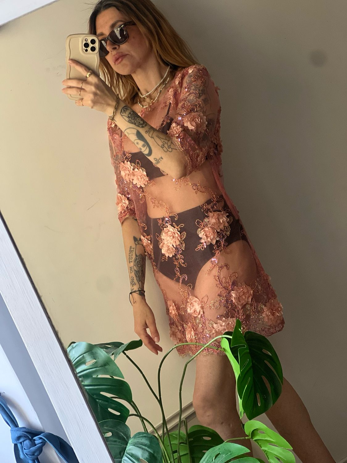 MINI DRESS ROSA FIORI 3D E PAILLETTES
