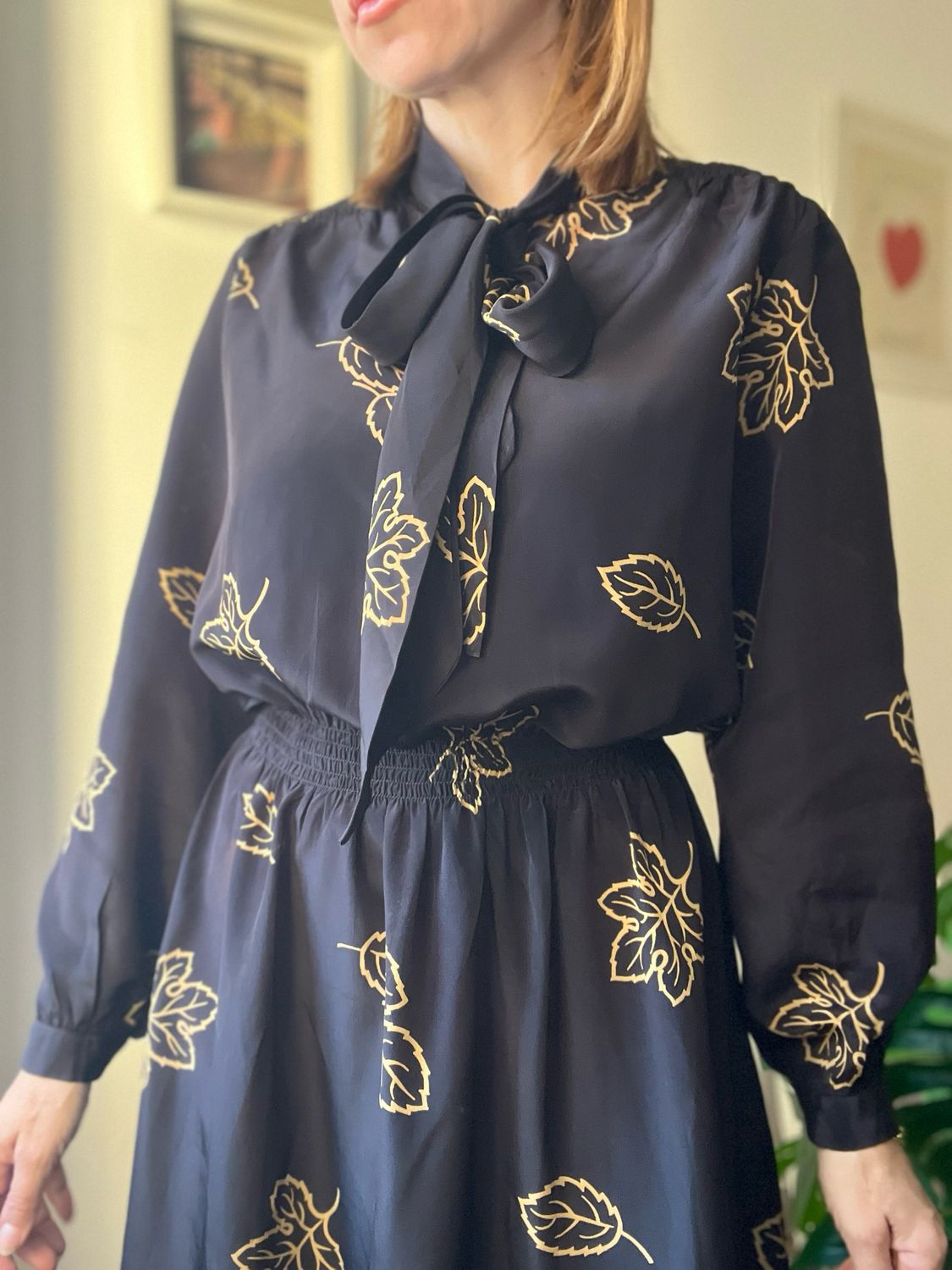 ABITO VINTAGE FOGLIE DORATE