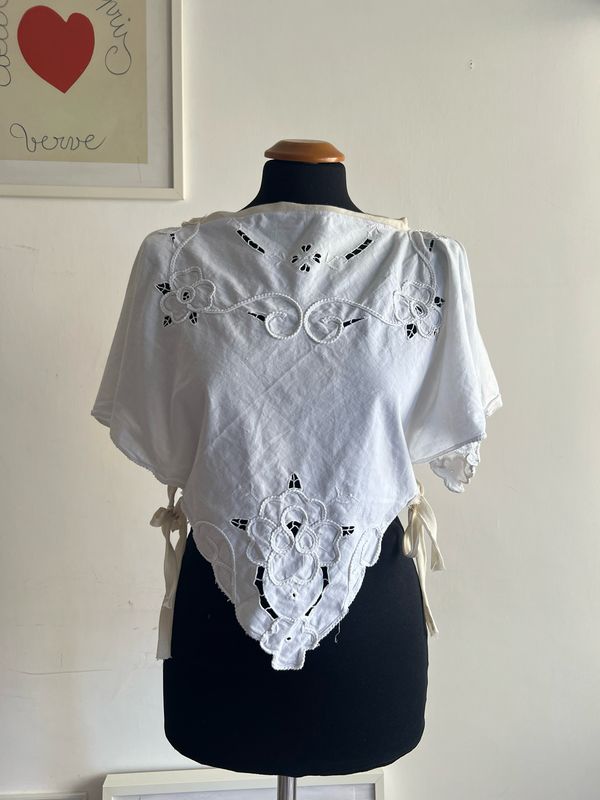 Embroidered triangle