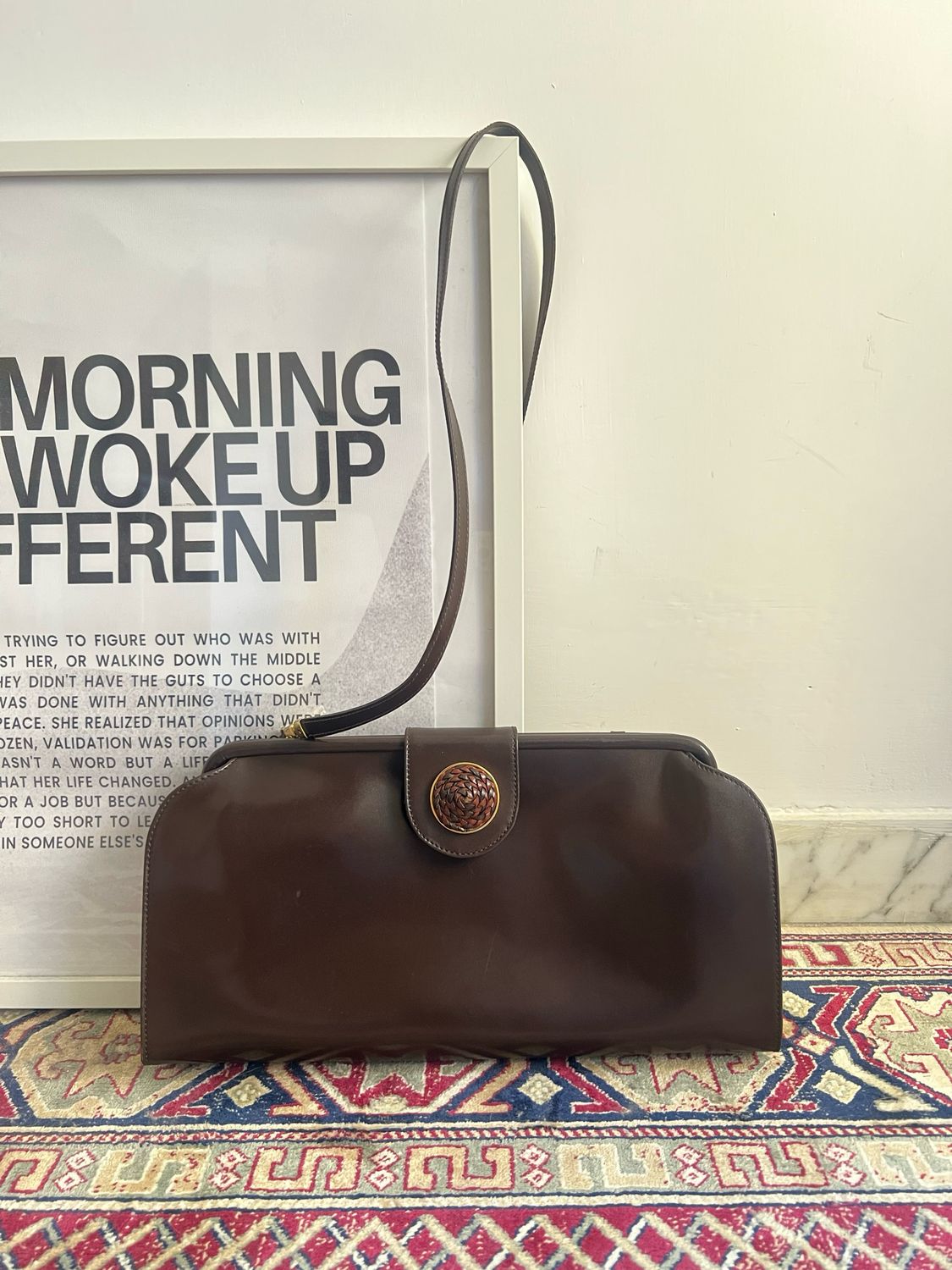 Brown vintage clutch