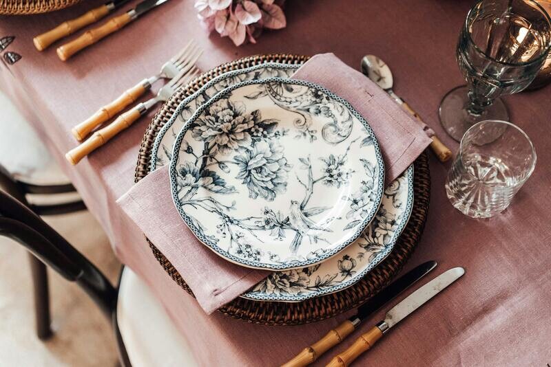Kitchen &amp; Dining