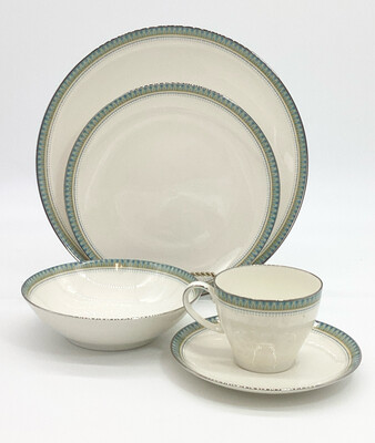 Dinnerware place set with 5 pieces Bloomington By Noritake Dinner Set. Green and teal rim with geometric design. Pattern 7054