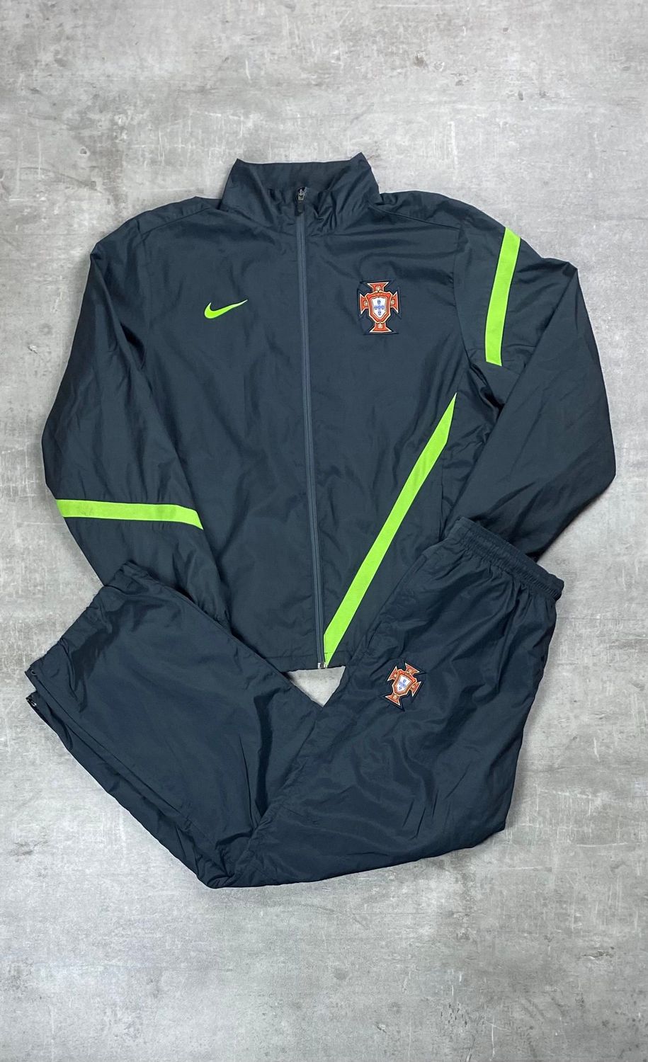 Portugal Waterproof tracksuit vintage 2010/2011