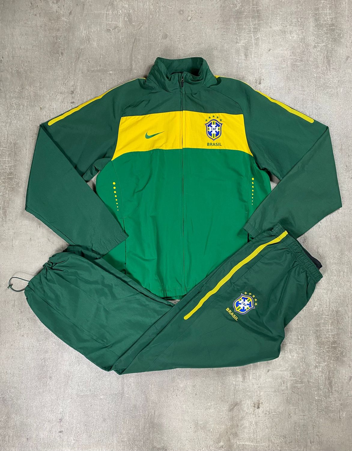 Brasil Waterproof tracksuit vintage 2011/2012