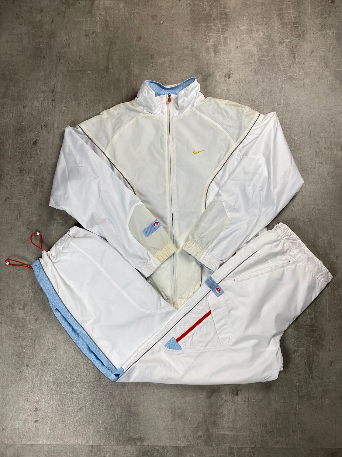 Nike TN Tracksuit vintage Reversible White