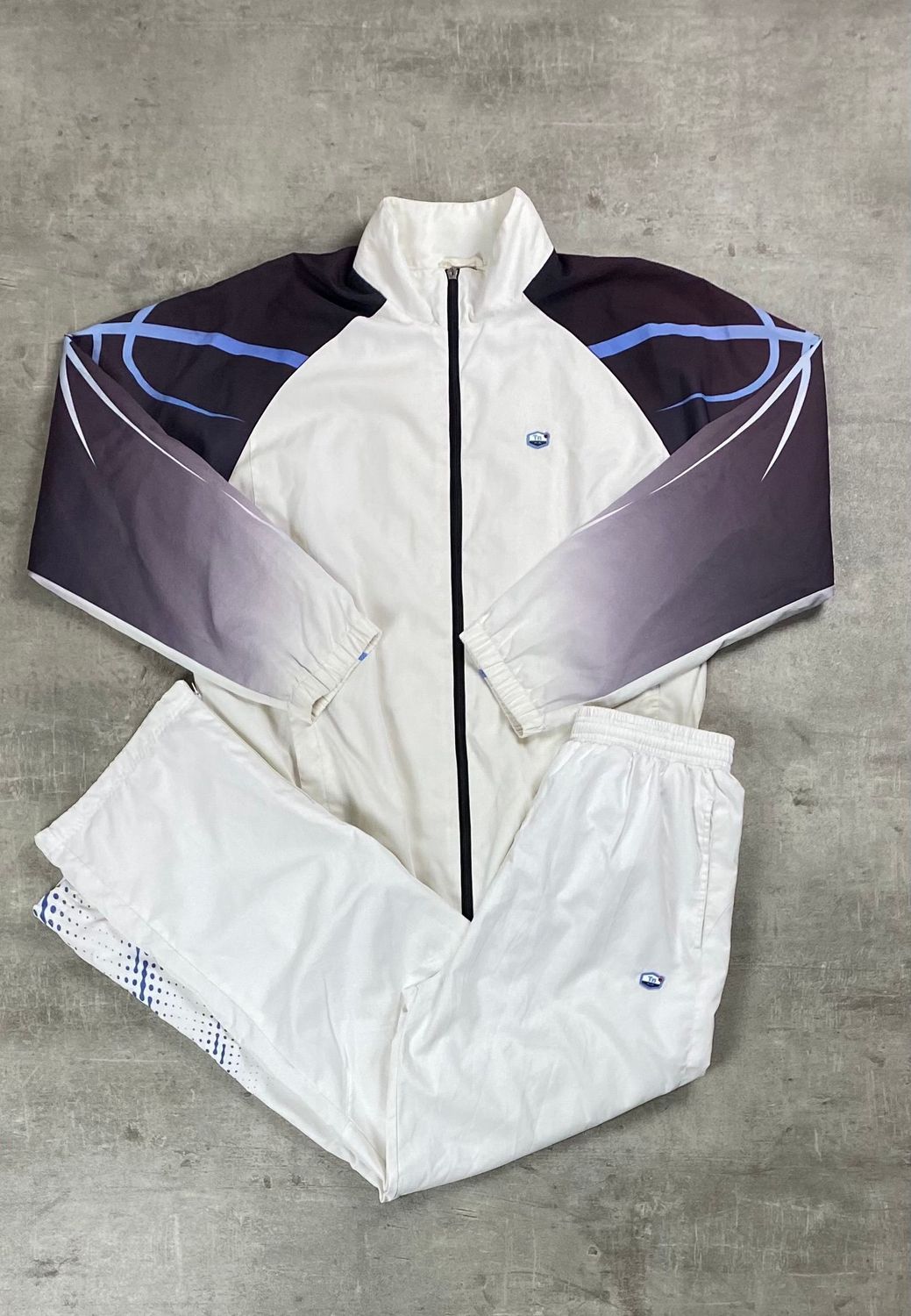Nike TN Tracksuit vintage White