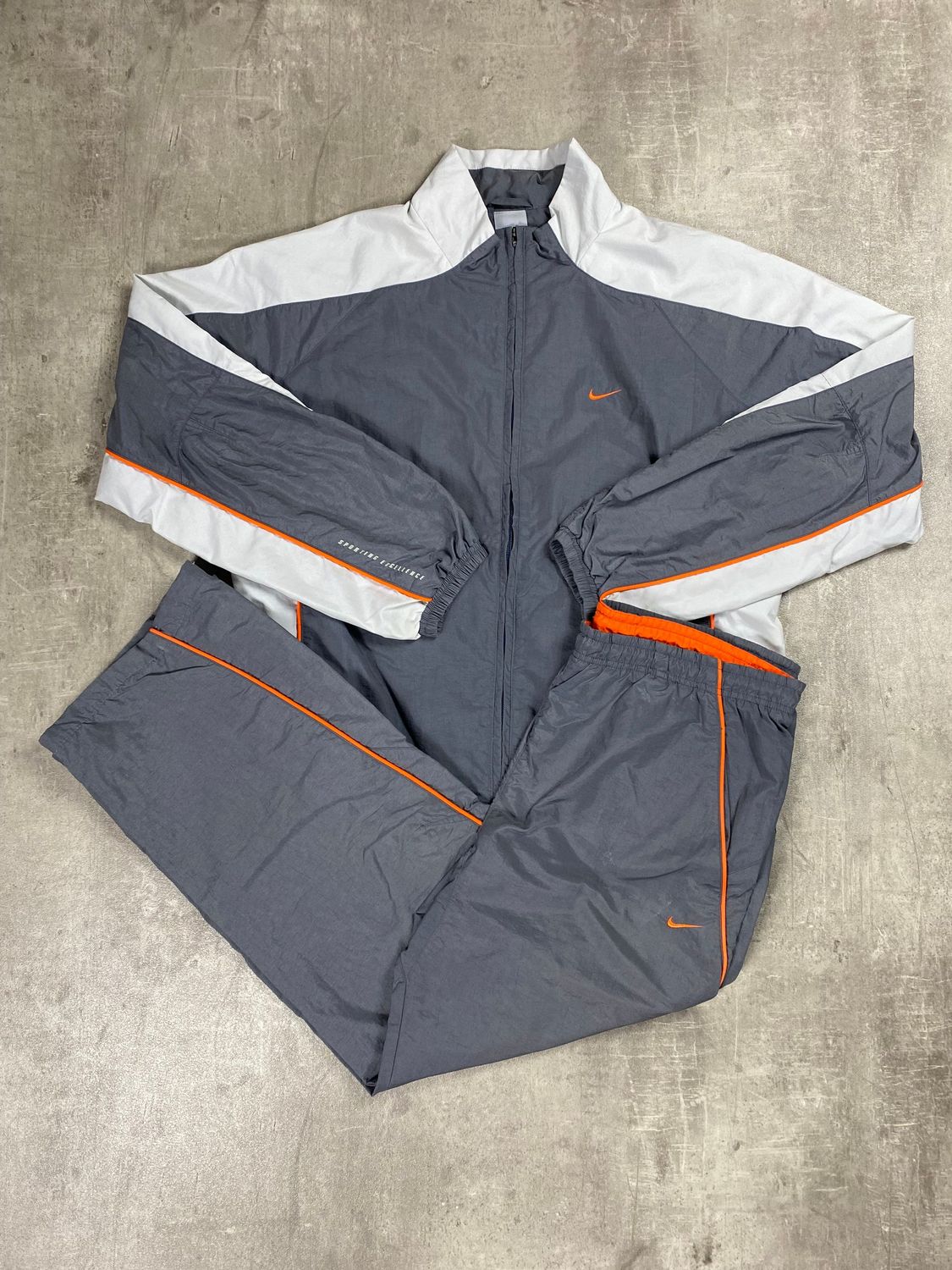 Nike Athletic Tracksuit Vintage Grey