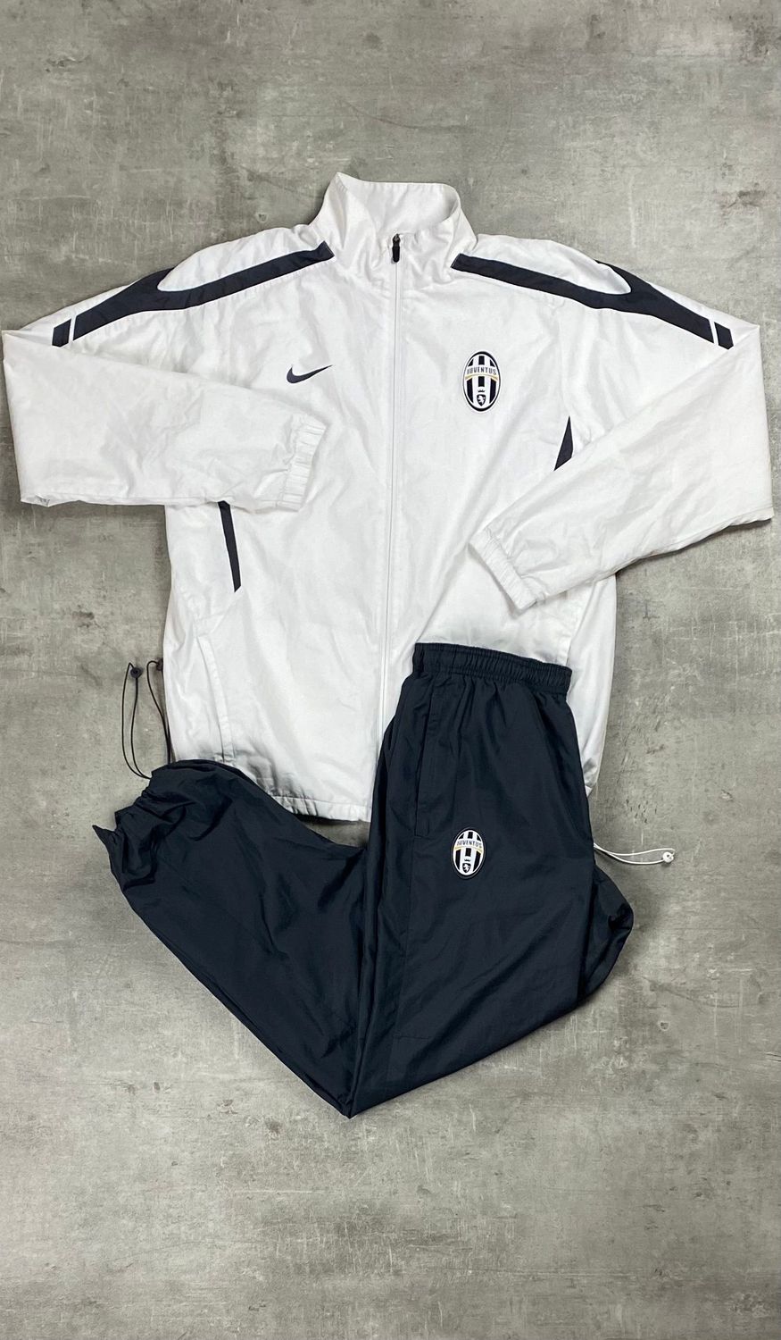 Juventus Tracksuit Retro Nike White 2011/2012