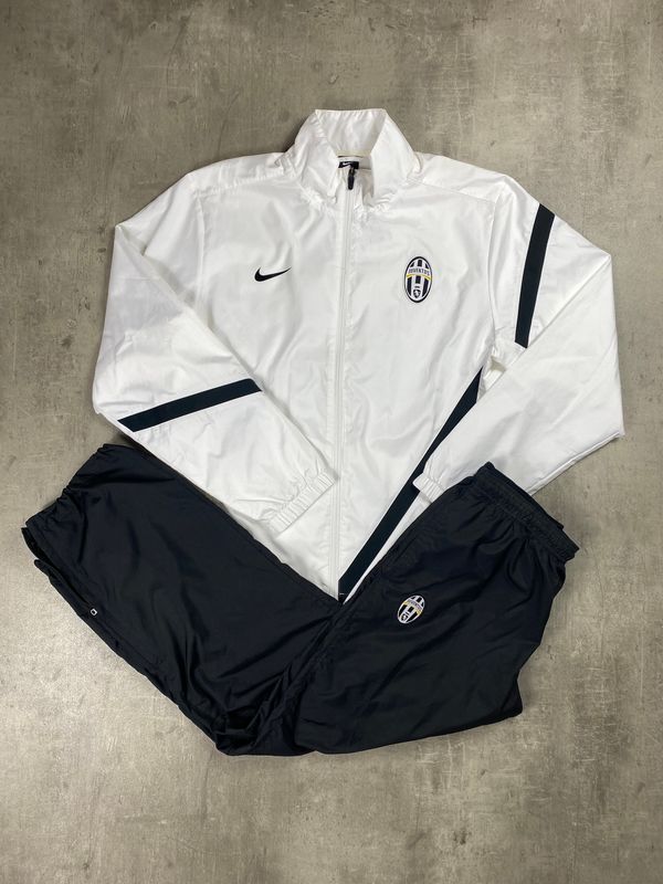 Juventus Tracksuit Retro Nike White 2011/2012