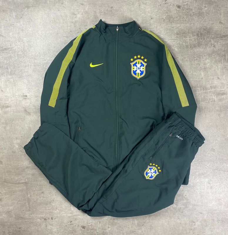 Brasil Tracksuit Vintage Nike Green 2014 Brasil Tracksuit Vintage Nike Green 2014