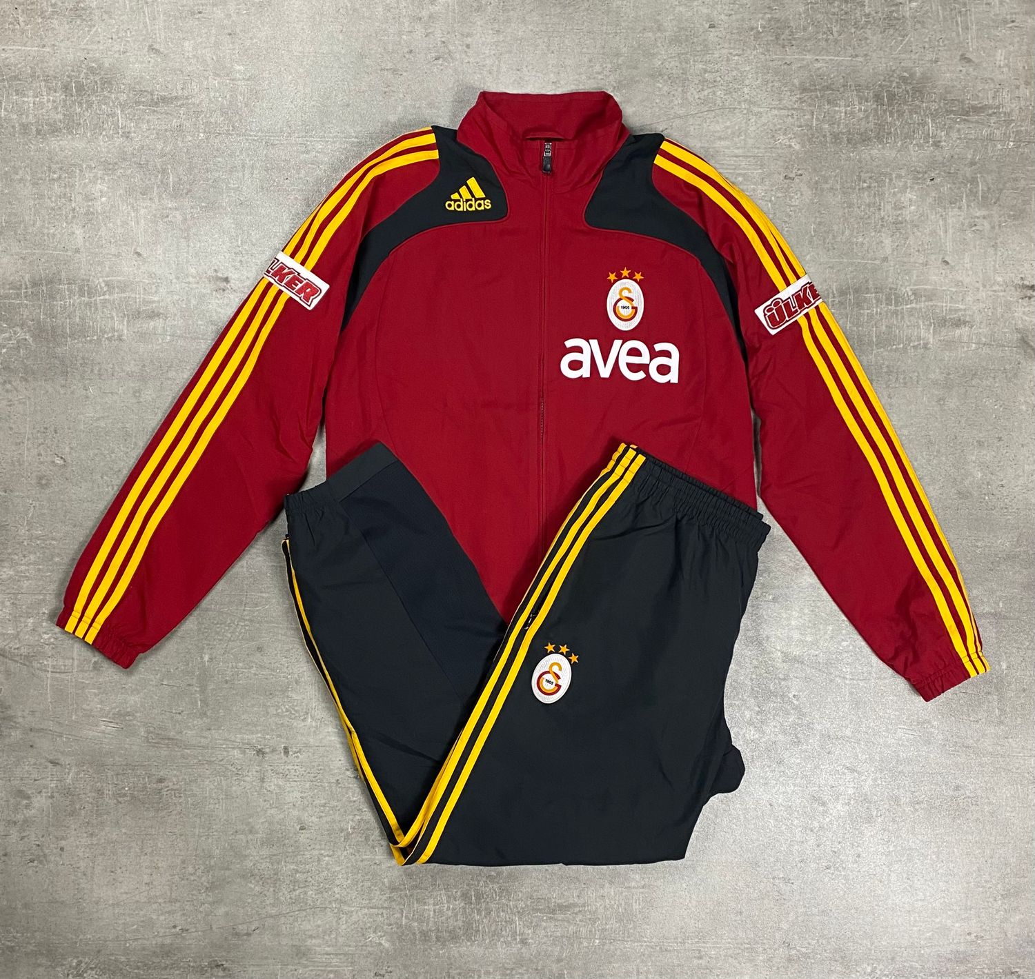 Galatasaray Tracksuit Retro Adidas 2008 Galatasaray Tracksuit Retro Adidas 2008